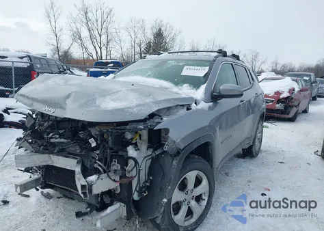 2019 Jeep Compass Latitude 4X4 z USA, uszkodzony, nr VIN 3C4NJDBBXKT641204